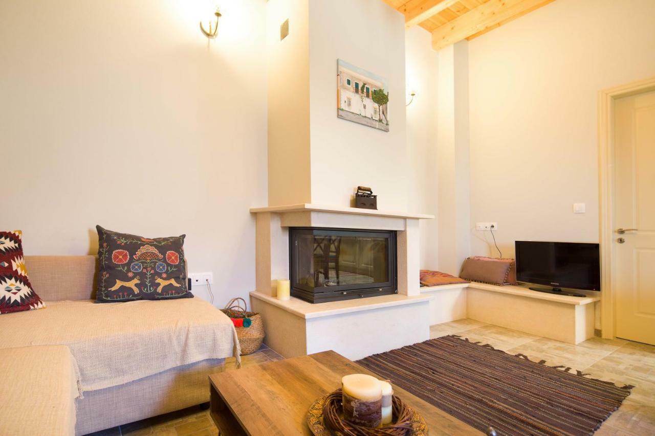 Mara'S Traditional Cottage Kato Pavliana Екстериор снимка